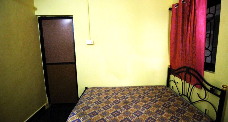 Anand Guest House Baga Calangute Road, Goa 5